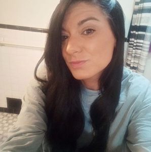 Meet your Posher, Faye